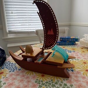 Moana Adventure Sailboat Toy with Brown and Blue Accents